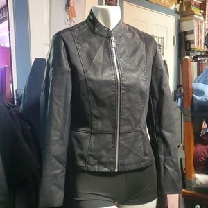 BACCINI Women's Black Leather Jacket